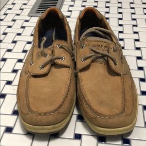 Sperry boat shoes